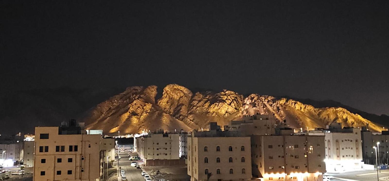 الشقق الفاخرة Modern Apartments Of 3 Bedrooms 5 Minutes To Haram Medina Exterior foto